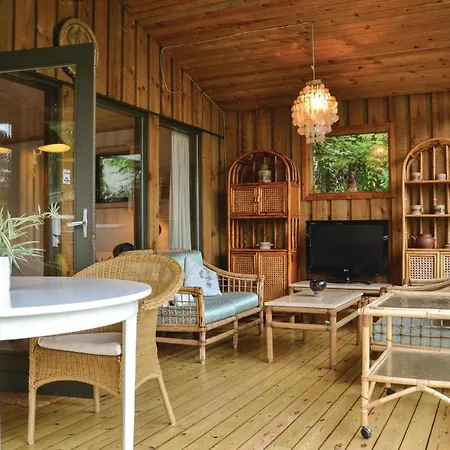 3 Bedroom Lovely In *