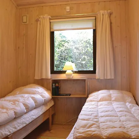 3 Bedroom Lovely In Feriehus